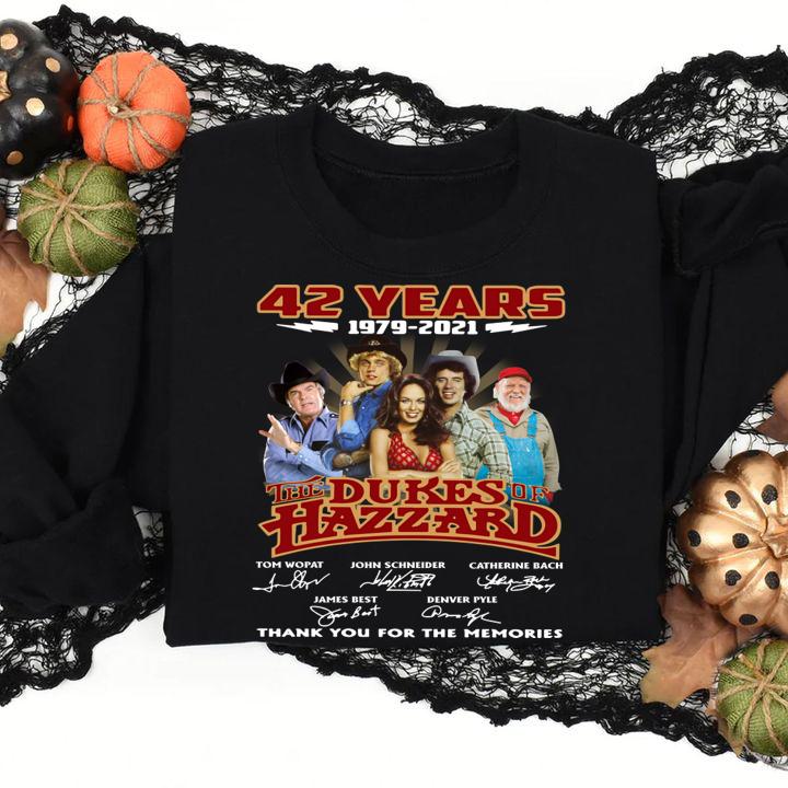 42 Years 1979-2021 Of The Dukes Of Hazzard Thank You For The Memories t-shirt sweatshirt